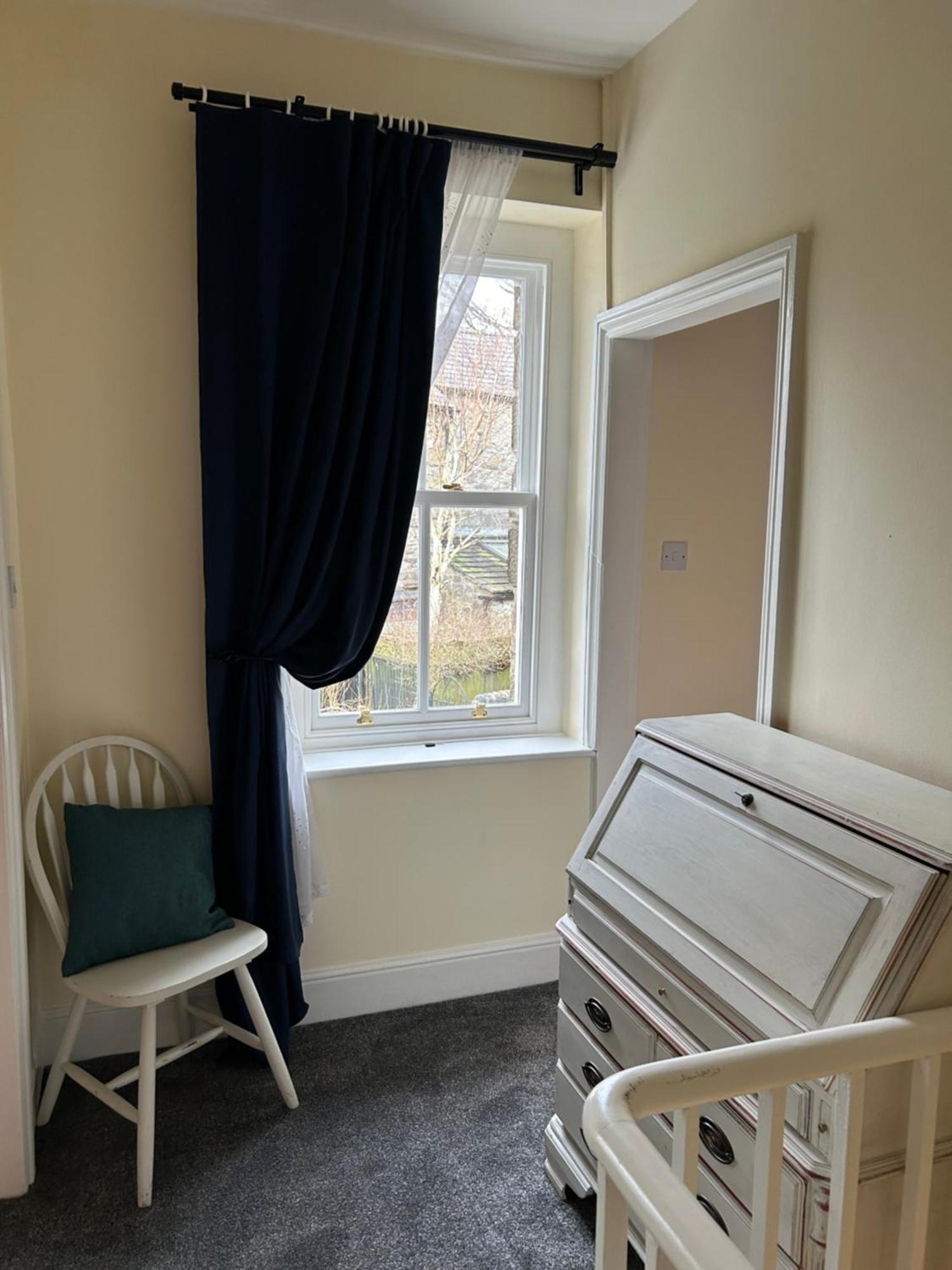The Buxton Retreat A Luxurious 3-Storey Townhouse With Four Poster Bed And Double Jacuzzi Bath" Екстериор снимка